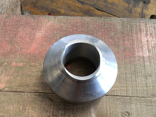 Forged pipe fittings (4)