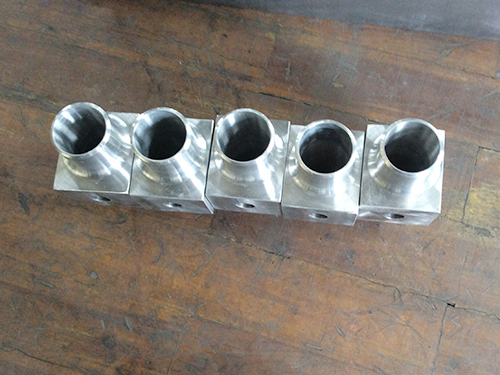 Forged pipe fittings (2)